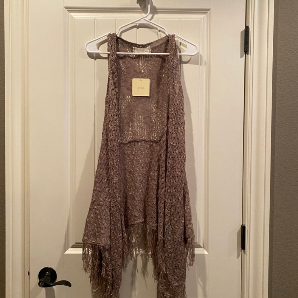 NWT a'reve Vest